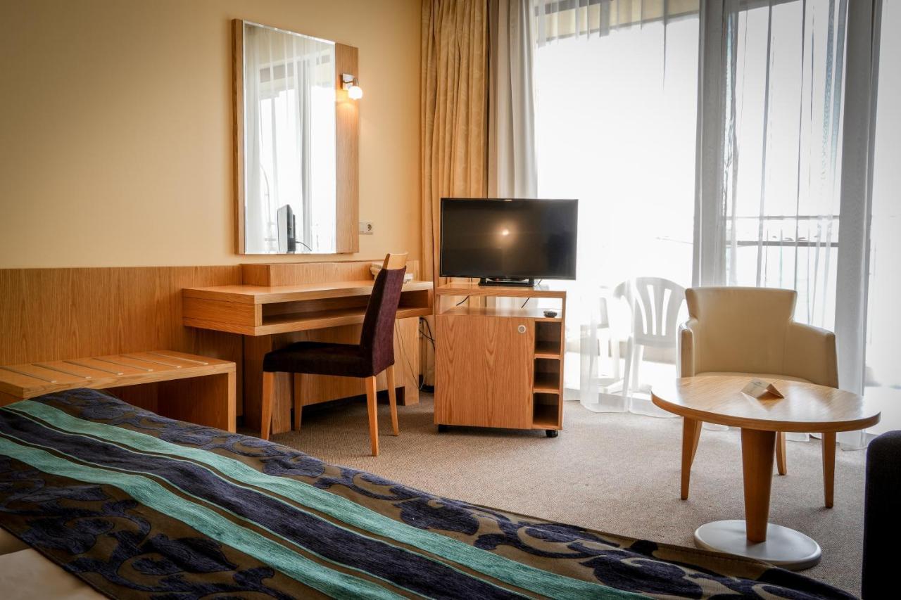 Kaliakra Beach Hotel - Ultra All Inclusive Albena Esterno foto