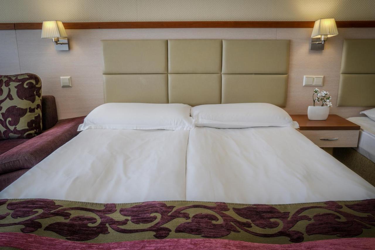 Kaliakra Beach Hotel - Ultra All Inclusive Albena Esterno foto