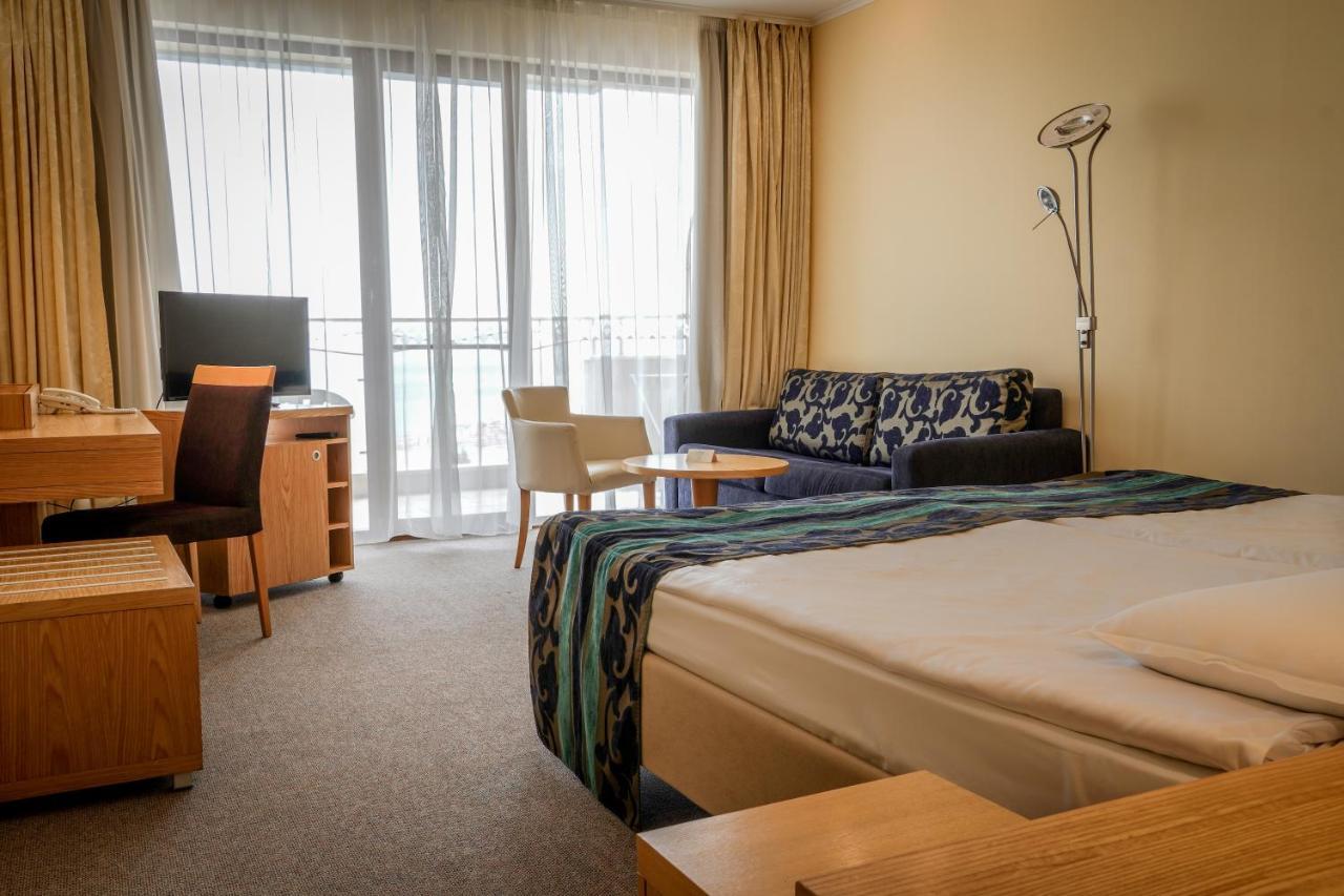Kaliakra Beach Hotel - Ultra All Inclusive Albena Esterno foto